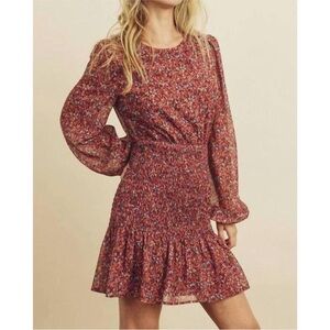 ✨3/$20 Dress Forum smocked long sleeve dress